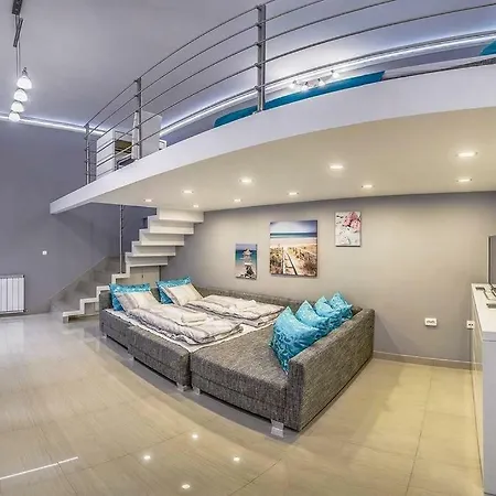 Oktogon Downtown 布达佩斯