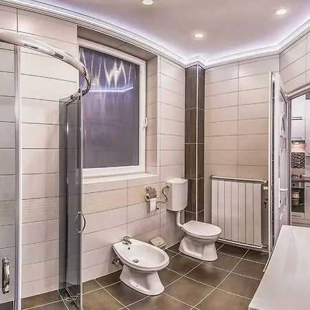 Oktogon Downtown Βουδαπέστη